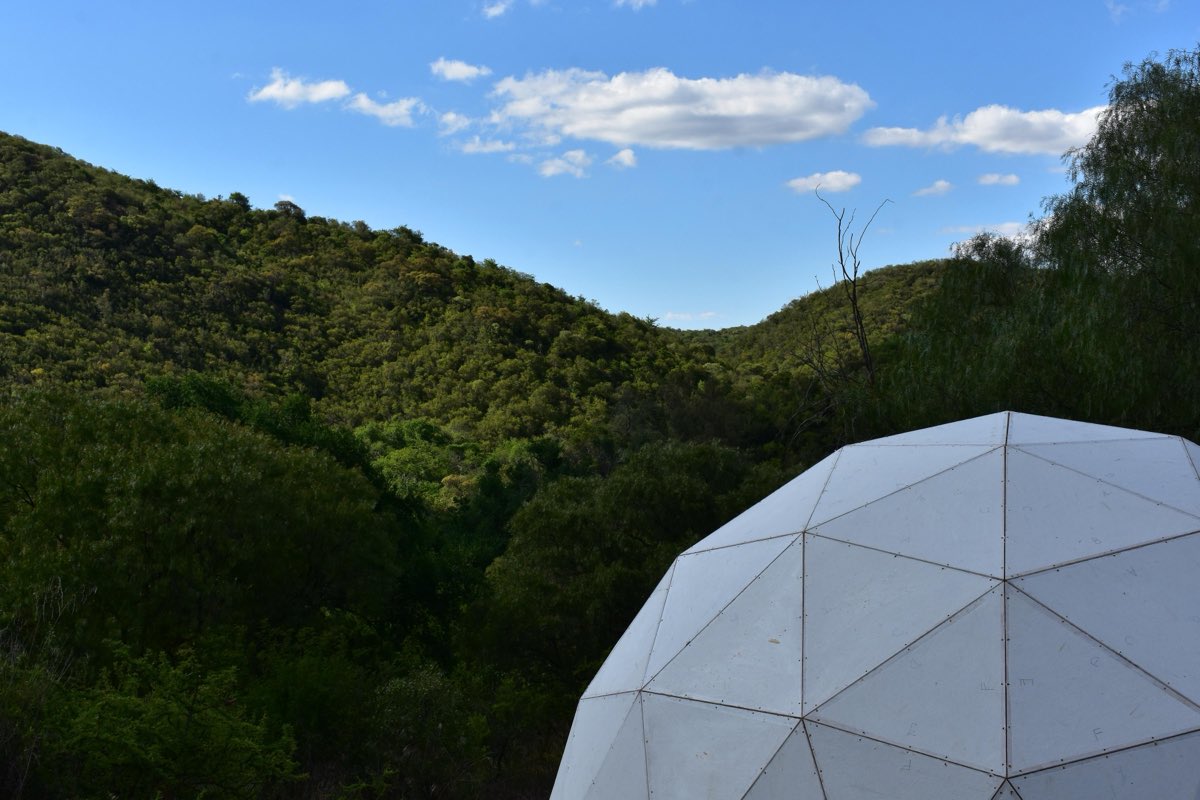 Domo Aguaribay — domo con vista a las sierras en La Serranita, Córdoba
